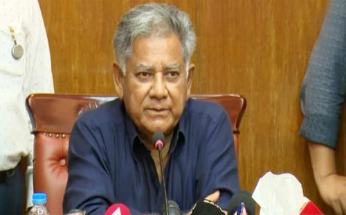 ৭.৬২ রাইফেল নিয়ে আমাকে ভুল উদ্ধৃত করা হয়েছে: উপদেষ্টা সাখাওয়াত 