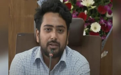সংখ্যালঘুদের ক্ষতিপূরন দেওয়া হবে  নাহিদ। 