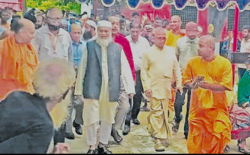 সমালোচকদের স্বাগত জানিয়ে ধর্ম উপদেষ্টার দুঃখ প্রকাশ। 