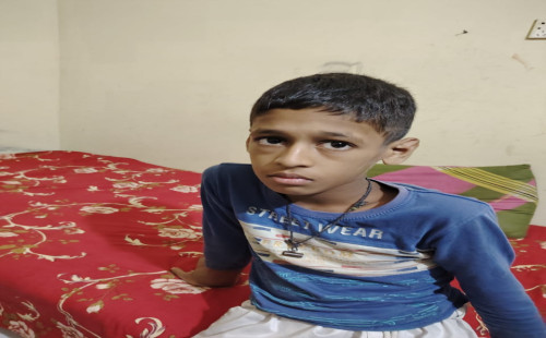 আব্দুল কাদির মৃণাল‌ (১০)নামে একটি ছেলে পাওয়া গেছে  সায়দাবাদ থেকে। 