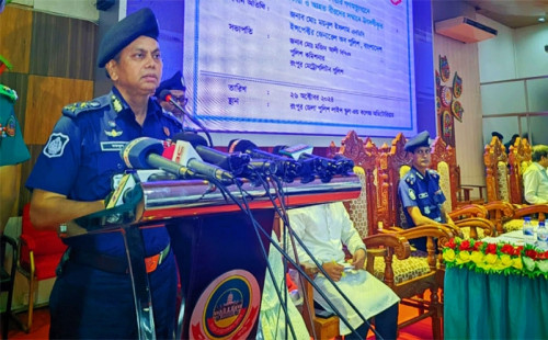 আইজিপি) ময়নুল ইসলাম বলেছেন, ছাত্রলীগ এখন নিষিদ্ধ সংগঠন।