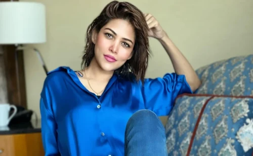 জনপ্রিয় মডেল, অভিনেত্রী ও আইনজীবী জান্নাতুল ফেরদৌস পিয়া 