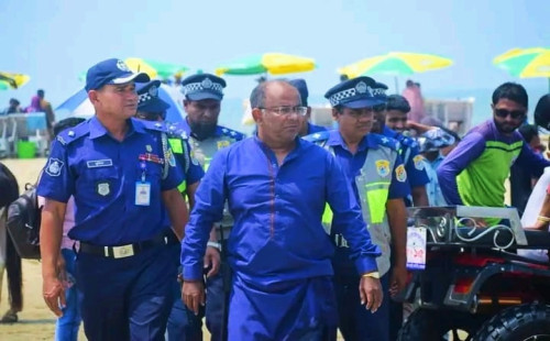 পরিবর্তনের পথে পর্যটন নগরী কক্সবাজার!! নেপথ্যে অতিরিক্ত ডিআইজি!!!