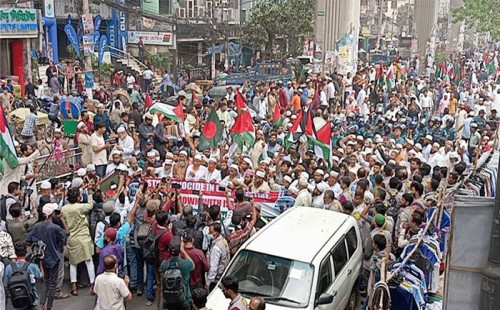 গাজায় ইসরায়েলি হামলার প্রতিবাদে দেশজুড়ে বিক্ষোভ 