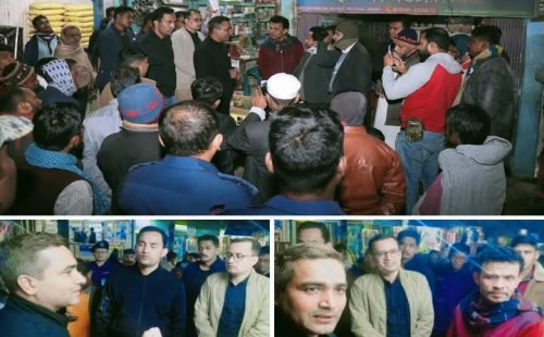 লামা এলাকায় গণভোট ও ত্রয়োদশ জাতীয় সংসদ নির্বাচন-২০২৬ উপলক্ষ্যে পথ সভায় পুলিশ সুপার আবদুর রহমান" 