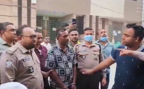 মোহাম্মদপুরে পুলিশের অভিযানে  চিহ্নিত চাঁদাবাজ ফারুক গ্রেফতার 