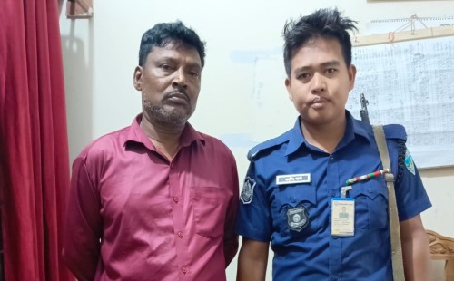 কোতয়ালী পুলিশের বিশেষ অভিযান: রাঙ্গামাটির শীর্ষ মাদক সম্রাট হোসেন গ্রেফতার 