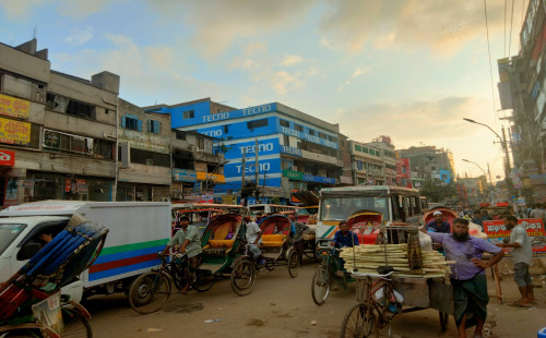 তিব্রযানজট ঢাকা শহরে রাস্তায় 