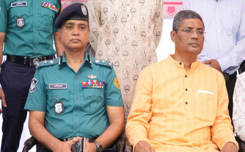 পূজামণ্ডপে নিরাপত্তা  ব্যবস্থা নিশ্চিতের নির্দেশ ডিএমপির 