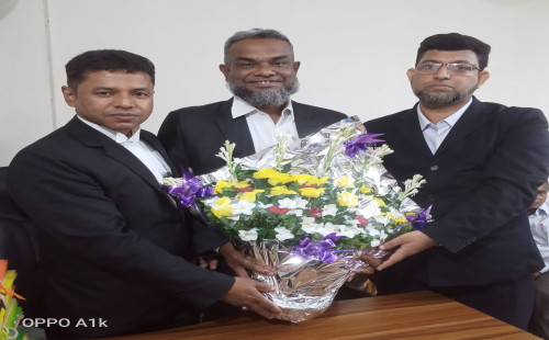 আইনজীবীদের পক্ষ হইতে শুভেচ্ছা অভিনন্দন। 