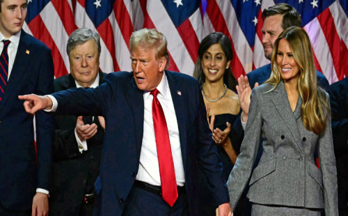 যুক্তরাষ্ট্রের রাজনীতির ইতিহাসে নিশ্চিতভাবে এটিই সবচেয়ে নাটকীয় প্রত্যাবর্তন। 