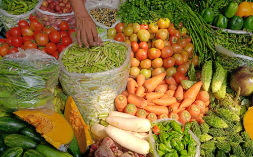 আবারও বাড়তে শুরু করেছে সবজির দাম 