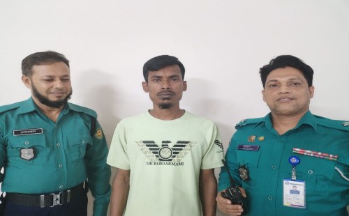 ত্রিশ পুড়িয়া হিরোইন সহ আসামি রবিন গ্রেপ্তার 