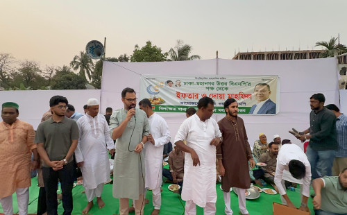 একটি গোষ্ঠী ক্ষমতার মোহে পরে গেছে- আমিনুল হক 