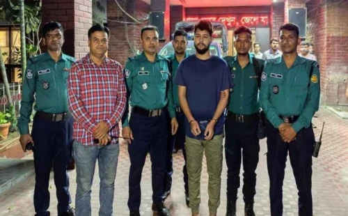 শীর্ষ সন্ত্রাসী সাজ্জাদ হোসেন ওরফে ছোট সাজ্জাদকে অবশেষে গ্রেপ্তার 