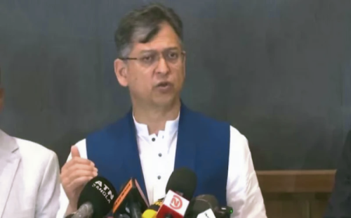 সংবিধানে ৭১এর সঙ্গে ২৪এর এক কাতারে রাখার যে সুপারিশ করেছে ঐকমত্য কমিশন, তার বিরোধিতা করেছে বিএনপি 