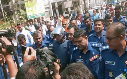 যাত্রাবাড়ী এলাকায় গুলিতে ওবায়দুল ইসলাম নিহতের মামলায় সাবেক আইসিটি প্রতিমন্ত্রী জুনাইদ আহমেদ পলকের চার দিনের রিমান্ড মঞ্জুর 