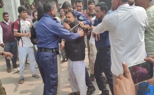 ছাত্রীকে ধর্ষণের মামলায় গ্রেপ্তার হওয়া স্কুলশিক্ষক 