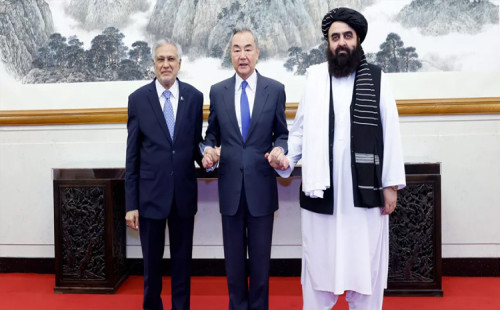 চীন-পাকিস্তান-আফগানিস্তানের সম্পর্ক বাড়ছে, বেইজিংয়ে উচ্চ পর্যায়ের বৈঠক 