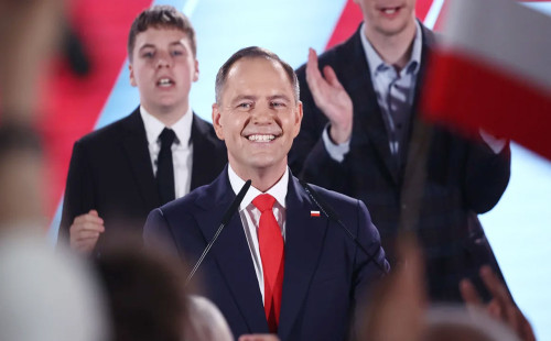 পোল্যান্ডের প্রেসিডেন্ট নির্বাচনে জিতলেন ট্রাম্পপন্থি ক্যারল নওরোকি 