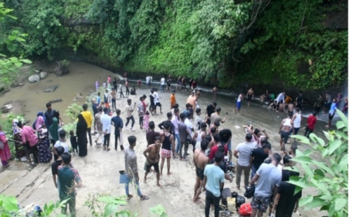 অবশেষে খাগড়াছড়ি ও সাজেকে পর্যটকের খরা কেটেছে 