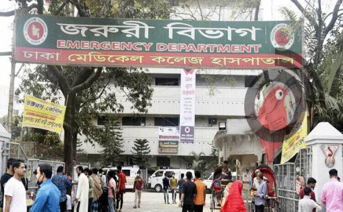 মোটরসাইকেলের ধাক্কায় আব্দুল কাদের বেপারী (৮৫) নামের এক বৃদ্ধের মৃত্যু 