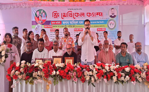 শহীদ পরিবারগুলো রাষ্ট্রীয় মর্যাদা পাবে, স্বৈরাচারমুক্ত গণতান্ত্রিক বাংলাদেশ প্রতিষ্ঠাই বিএনপির অঙ্গীকার- আমিনুল হক 