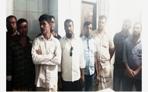 জুয়ার বোড থেকে বিএনপির নেতা ও স্বেচ্ছাসেবক লীগ নেতা সহ ৯ জন আটক 