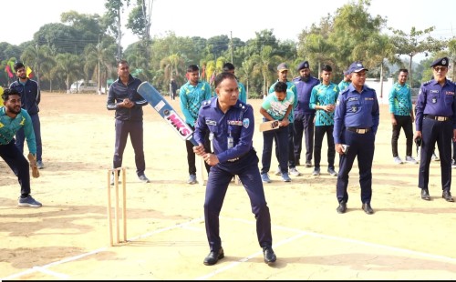 রাঙামাটি জেলা পুলিশ কর্তৃক ক্রিকেট টুর্নামেন্টের উদ্বোধন 